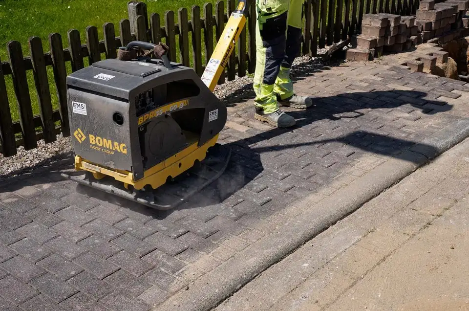 Der Rüttler kommt zum Einsatz